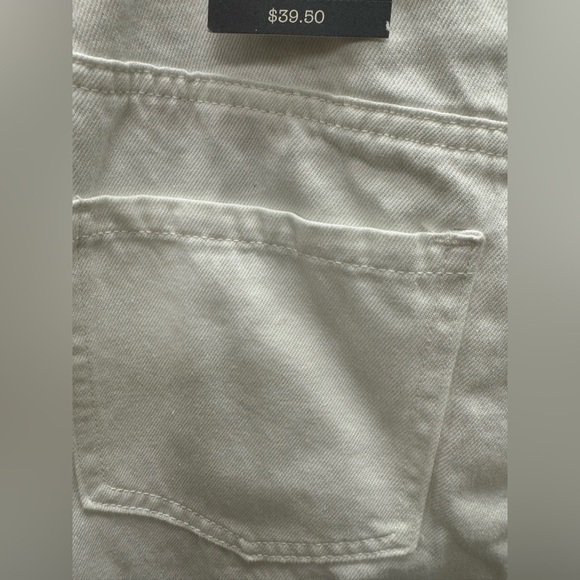 Style & Co White Slouchy Crop High Rise Jeans - Picture 3 of 3